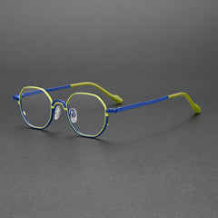 Pedri Retro Titanium Eyeglasses Frame
