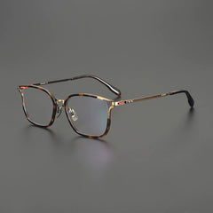 Gai Retro Titanium Eyeglasses Frame